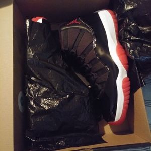 Bred 11s